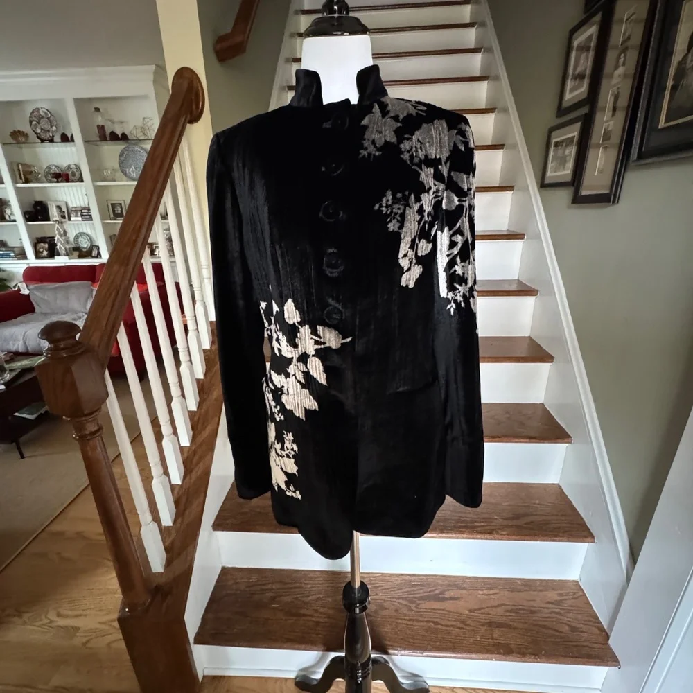 Dana Buchman Velvet Jacket Sz 4 - Picture 7 of 10